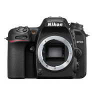Nikon D7500 + 85mm f/1.8 - cena, srovnání