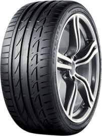 Bridgestone Potenza S001 225/40 R18 88Y