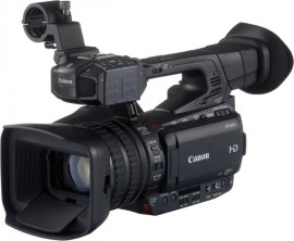 Canon XF200 