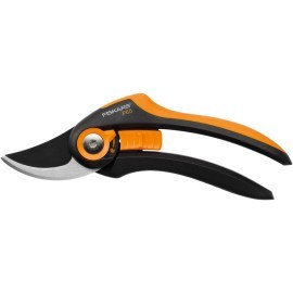 Fiskars Nožnice záhradné SmartFit P68 111610