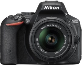 Nikon D5500 + 18-55 AF-S DX VR