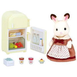 Sylvanian Families Nábytok chocolate králikov - mamka pri chladničke