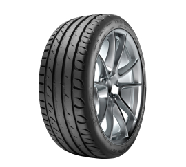 Taurus Ultra High Performance 215/60 R17 96H