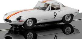 Scalextric C3890 Jaguar E Type 1965 Bathurst Bob Jane