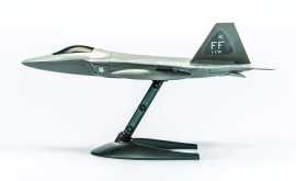 Airfix Quick Build letadlo J6005 - Lockheed Martin Raptor