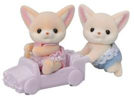 Sylvanian Family Dvojčatá líšky Fenek s autíčkom