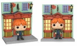 Funko POP Deluxe: HP Diagon Alley - Quidditch Supplies Store w/Ron